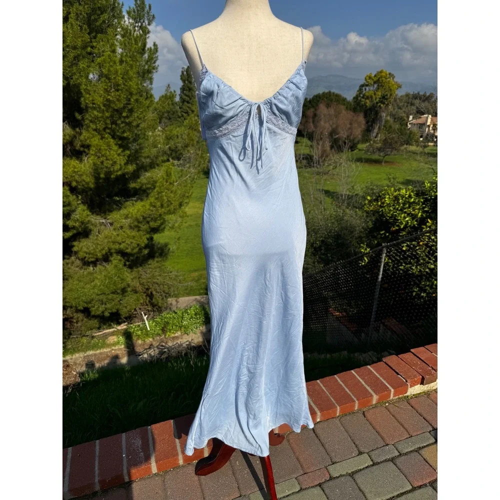 Princess Polly Slip Dress Baby Blue Spaghetti Strap Maxi Satin Lace Trim
Size 6 - Picture 4 of 9